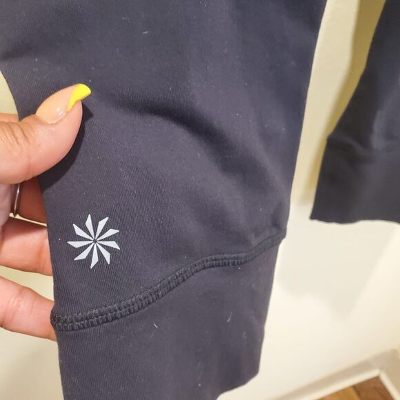 Athleta Black Capri Leggings Size S - Picture 10 of 11